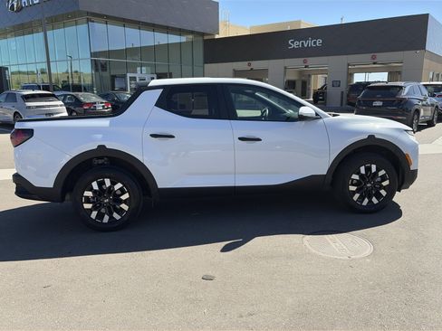 Certified 2025 Hyundai Santa Cruz SE AWD/4WD image 11