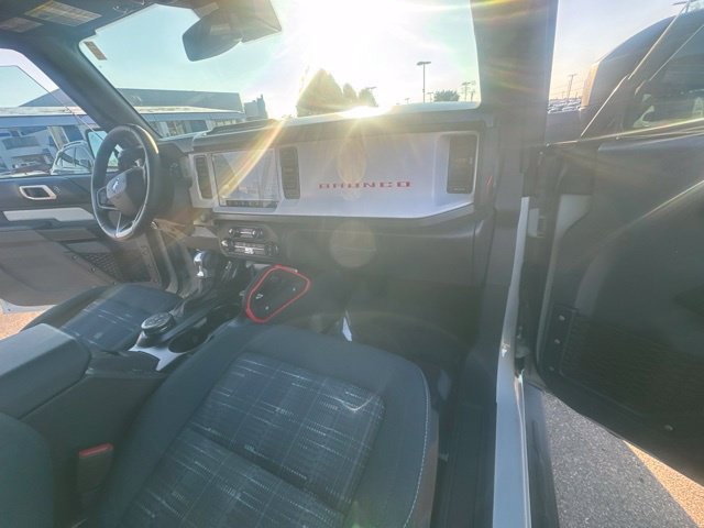 Used 2024 Ford Bronco Heritage Edition AWD/4WD image 14
