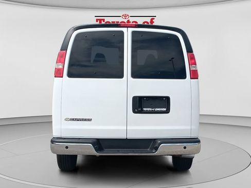 Used 2023 Chevrolet Express 3500 LT w/ LT Preferred Equipment Group RWD image 4
