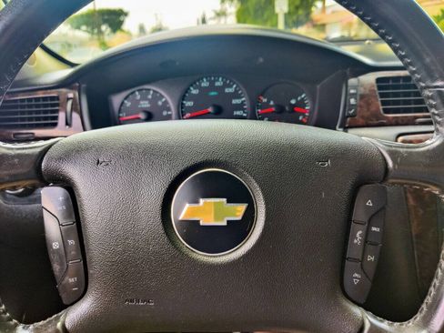 Used 2014 Chevrolet Impala Limited LS image 10