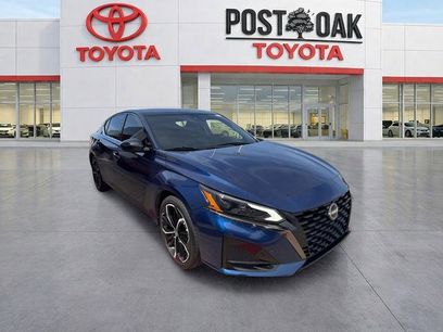 Used 2023 Nissan Altima 2.5 SR