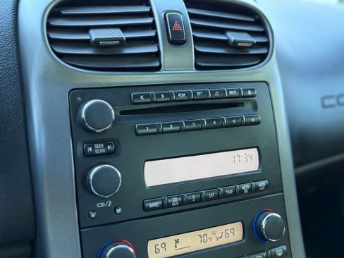Used 2007 Chevrolet Corvette Coupe RWD image 28