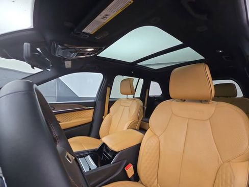 Used 2022 Jeep Grand Cherokee Summit w/ Advanced Protech Group IV image 22