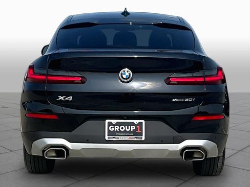 Used 2025 BMW X4 xDrive30i AWD/4WD image 4