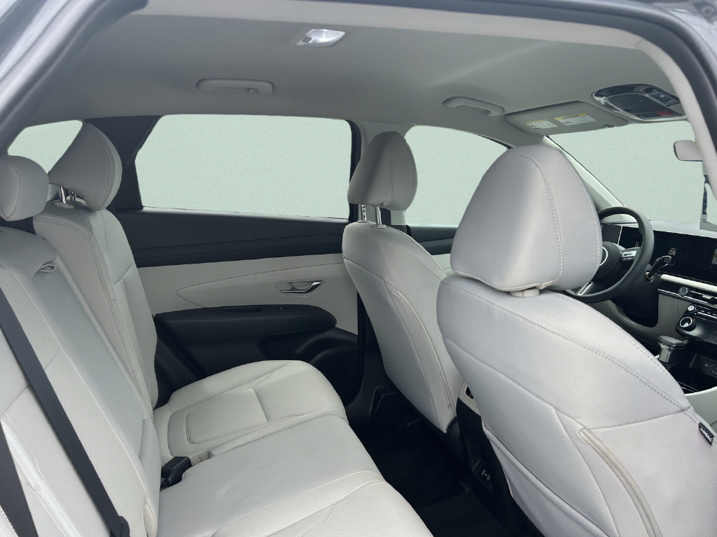 Used 2025 Hyundai Tucson SEL FWD image 22