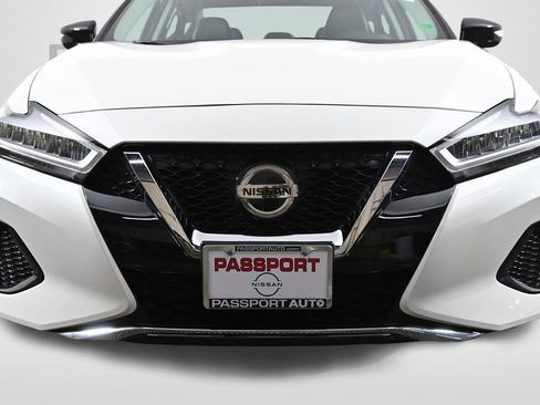 Used 2021 Nissan Maxima 3.5 SV w/ Floor Mat Group image 2