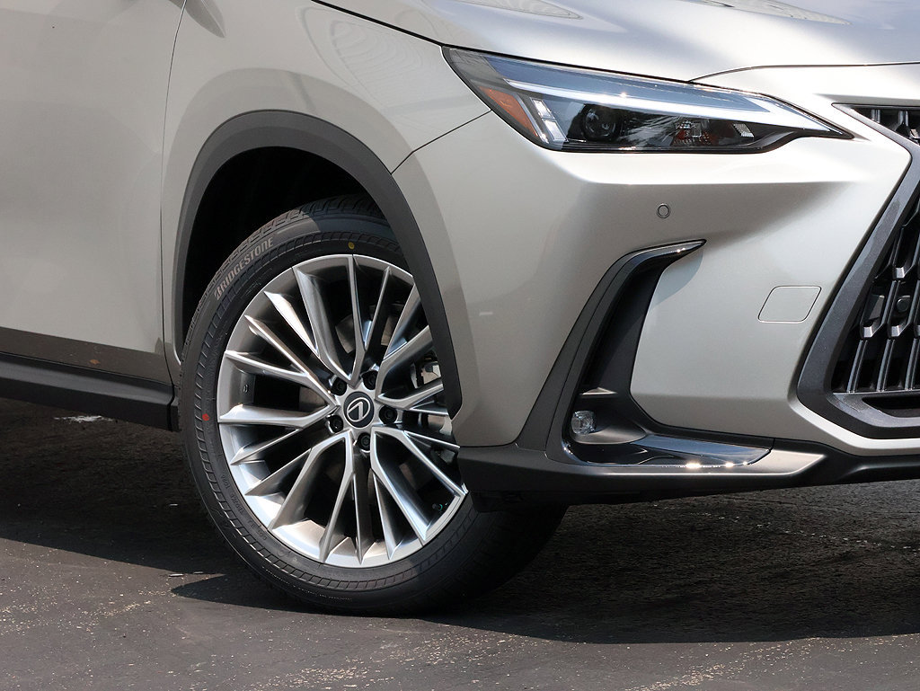 New 2026 Lexus NX 350 AWD w/ Accessory Package (2T) image 3
