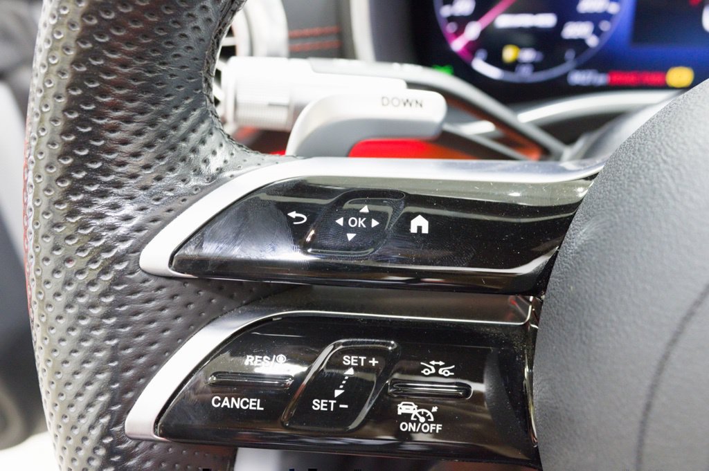 Used 2022 Mercedes-Benz SL 63 AMG 4MATIC image 51