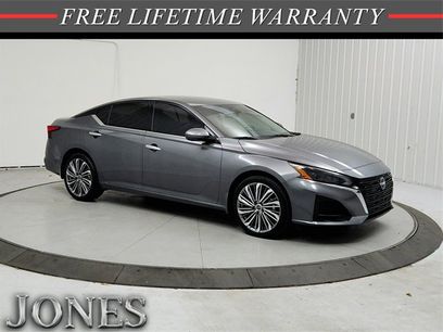 Used 2024 Nissan Altima 2.5 SL