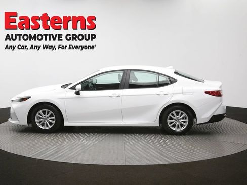 Used 2025 Toyota Camry LE FWD image 62