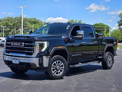 Used 2024 GMC Sierra 2500 SLT w/ SLT Premium Package