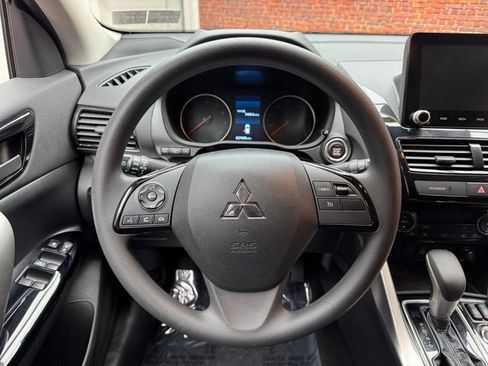Used 2024 Mitsubishi Eclipse Cross LE image 14