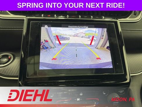 Used 2023 Jeep Grand Cherokee L Laredo image 33