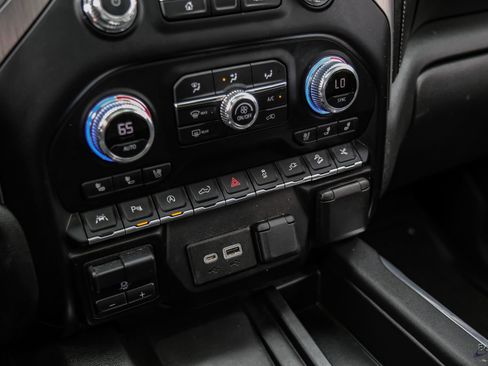 Used 2021 GMC Sierra 1500 Denali w/ Denali Ultimate Package image 56