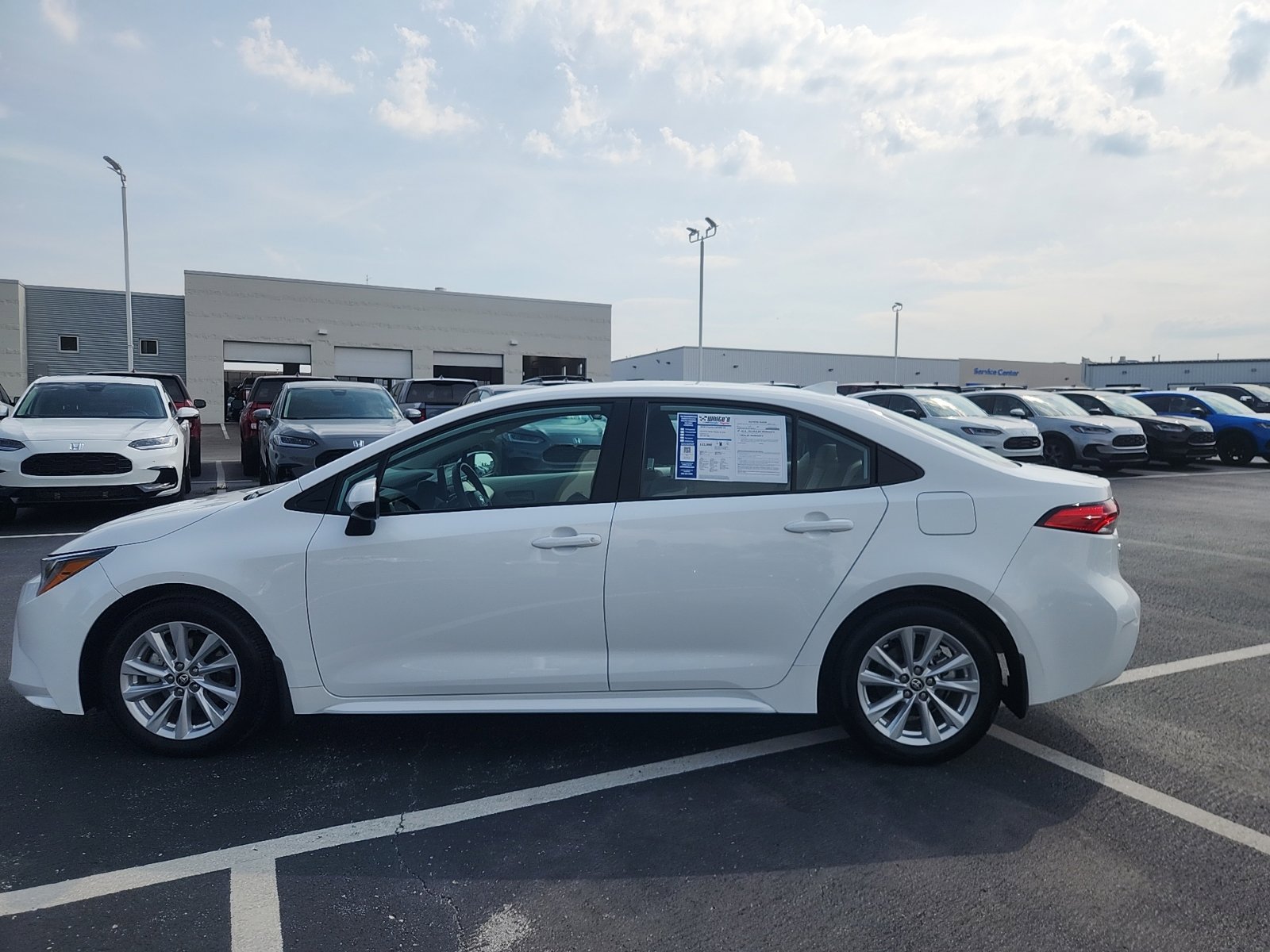 Used 2026 Toyota Corolla LE w/ LE Premium Package FWD image 3