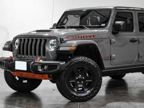 Used 2021 Jeep Gladiator Mojave AWD/4WD image 6