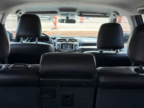 Used 2014 Toyota 4Runner SR5 RWD image 12