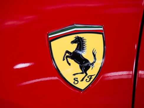 Used 2020 Ferrari 488 Pista Spider image 20