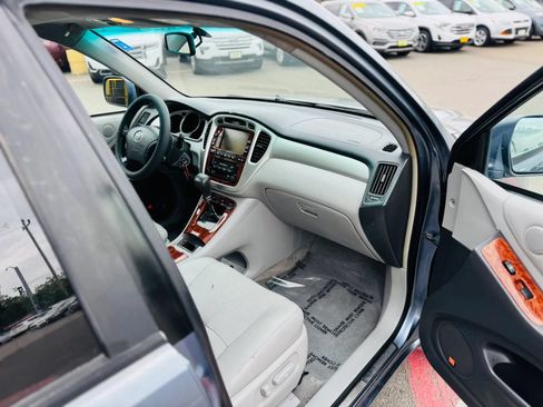 Used 2007 Toyota Highlander Limited FWD image 11