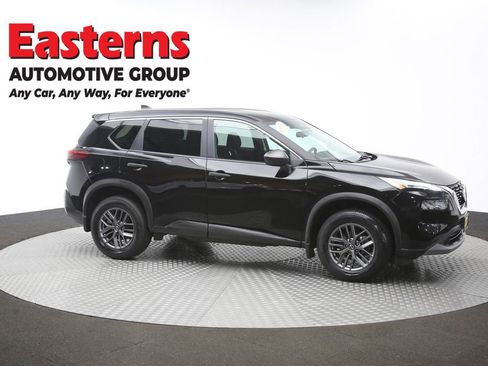 Used 2023 Nissan Rogue S AWD/4WD image 46