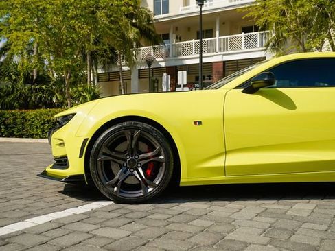 Used 2019 Chevrolet Camaro SS image 13
