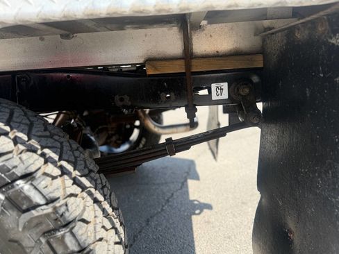 Used 2010 Toyota Tundra 4x4 Regular Cab Long Bed image 35