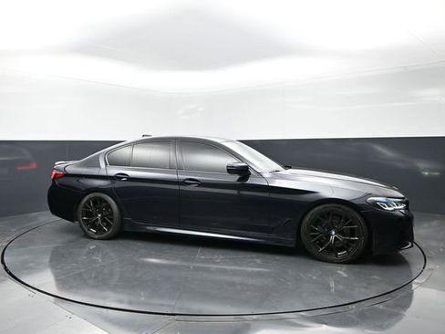 Used 2021 BMW 530i xDrive w/ M Sport Package AWD/4WD image 6