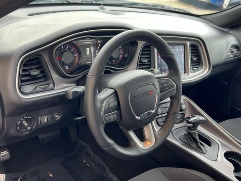 Used 2019 Dodge Challenger GT w/ Blacktop Package image 40