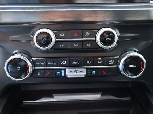 Certified 2025 Ford F350 Lariat w/ Chrome Package AWD/4WD image 28