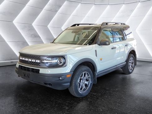 Used 2024 Ford Bronco Sport Badlands AWD/4WD image 3