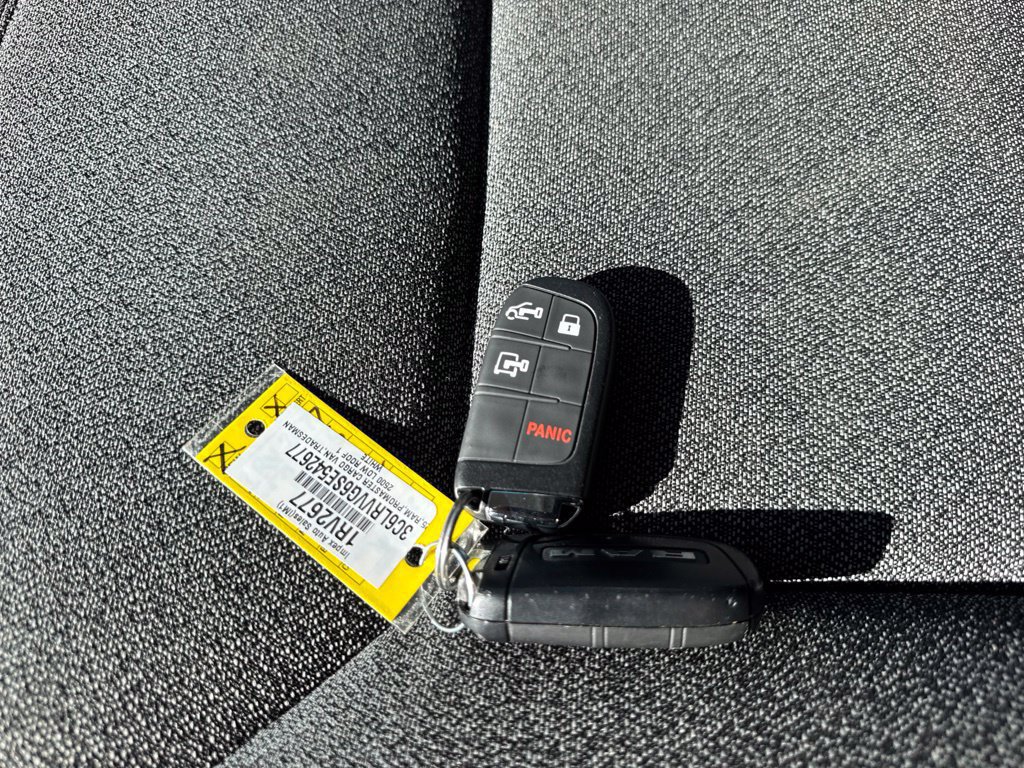 Used 2025 RAM ProMaster 2500 w/ U-Haul Equipment Group FWD image 30
