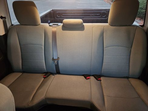 Used 2018 RAM 1500 Express w/ Express Value Package image 13