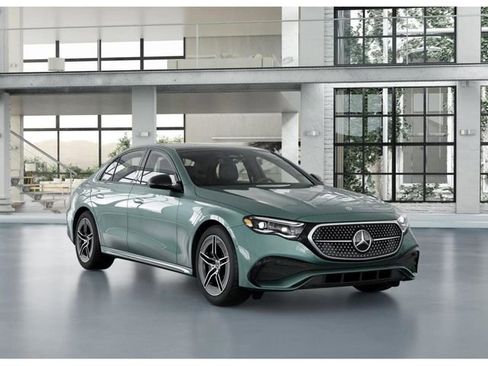 New 2026 Mercedes-Benz E 450 4MATIC Sedan image 10
