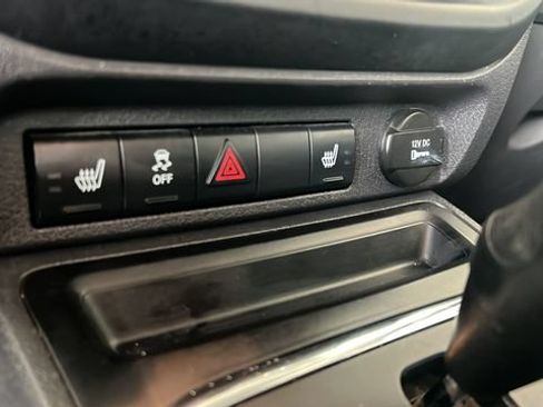 Used 2011 Jeep Patriot Latitude AWD/4WD image 14
