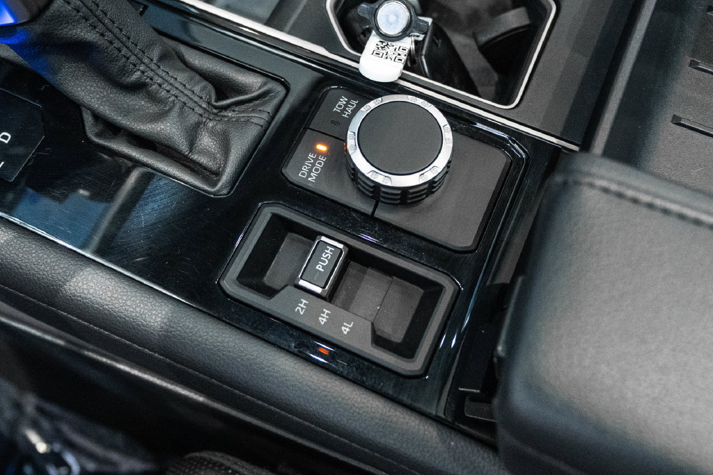 Certified 2024 Toyota Tundra Limited AWD/4WD image 28