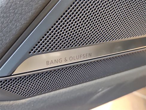 New 2025 Audi A6 3.0T allroad Prestige image 12