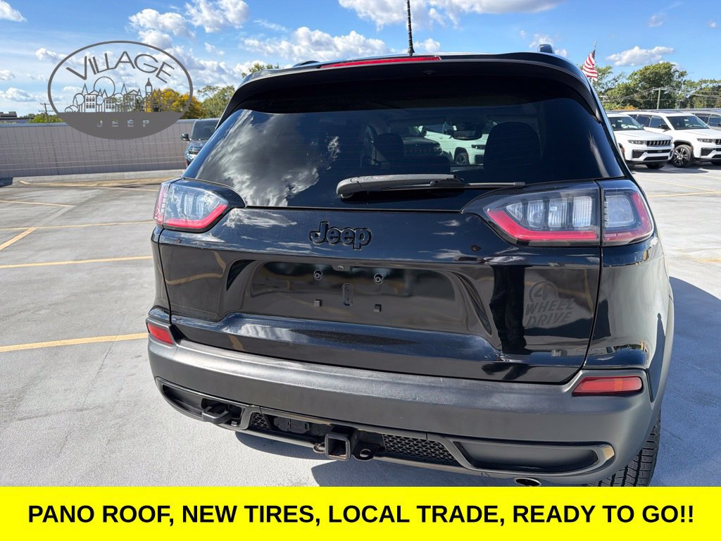 Used 2022 Jeep Cherokee Latitude w/ Sun & Sound Group AWD/4WD image 26