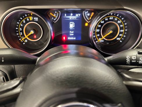 Used 2020 Jeep Wrangler Sport AWD/4WD image 13