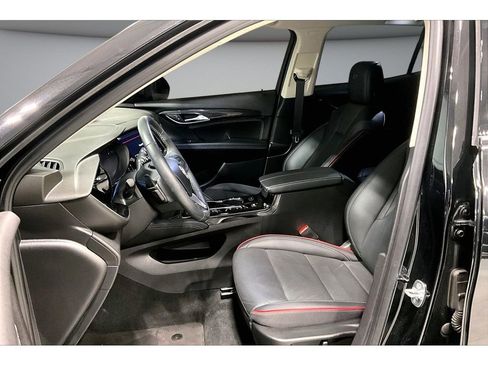 Used 2023 Buick Envision Essence w/ Sport Touring Package AWD/4WD image 27