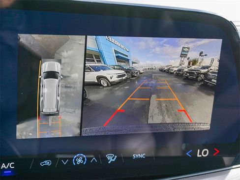 New 2026 Chevrolet Suburban LS image 23