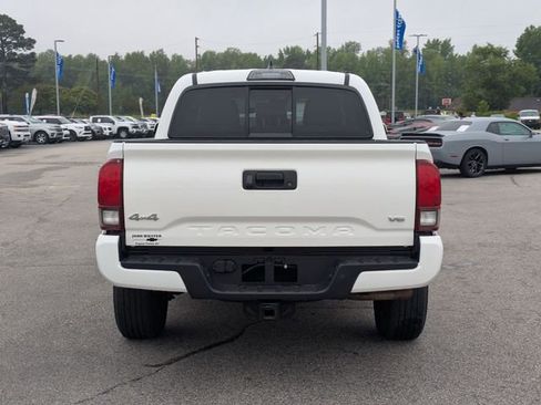 Used 2019 Toyota Tacoma SR w/ SR Convenience Package AWD/4WD image 4