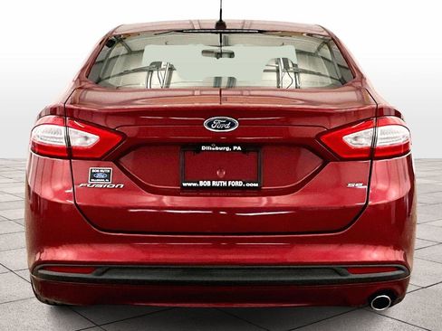Used 2015 Ford Fusion SE image 5