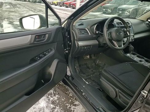 Used 2019 Subaru Outback 2.5i image 11