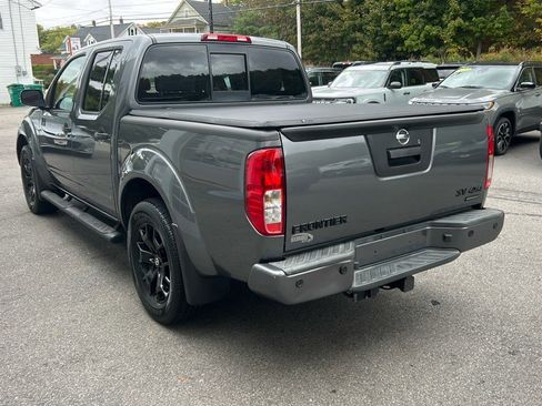 Used 2018 Nissan Frontier SV w/ Value Truck Package image 5