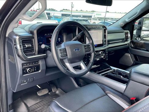 Used 2024 Ford F250 Lariat w/ Lariat Ultimate Package AWD/4WD image 14