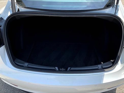 Used 2022 Tesla Model 3 Long Range AWD/4WD image 27