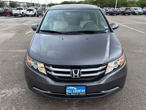 Used 2016 Honda Odyssey SE image 8