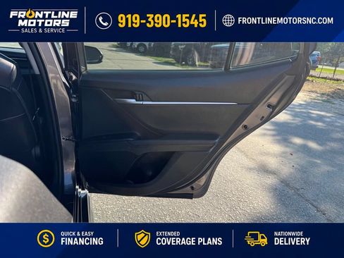 Used 2021 Toyota Camry SE FWD image 13