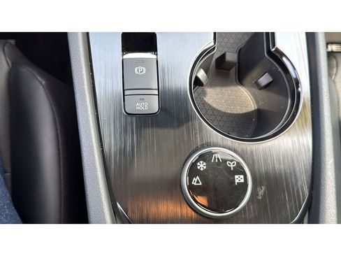 Used 2023 Nissan Rogue SV w/ SV Premium B Package AWD/4WD image 23