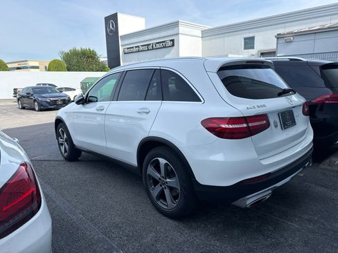 Used 2019 Mercedes-Benz GLC 300 image 2